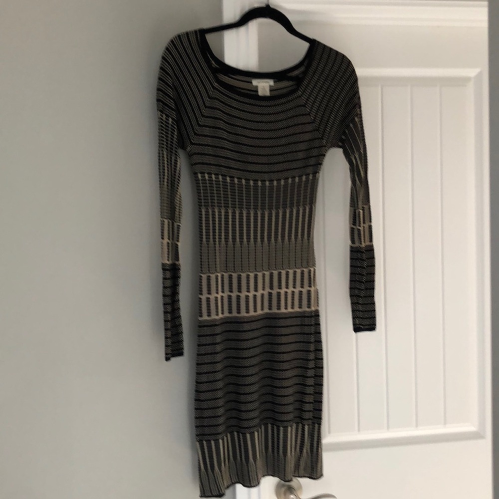 Sure sexy long sleeve dress. Max studio size small black cream/tan